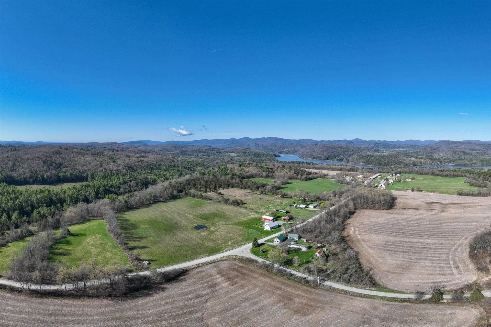 2091 North Lake Road Benson VT 05743