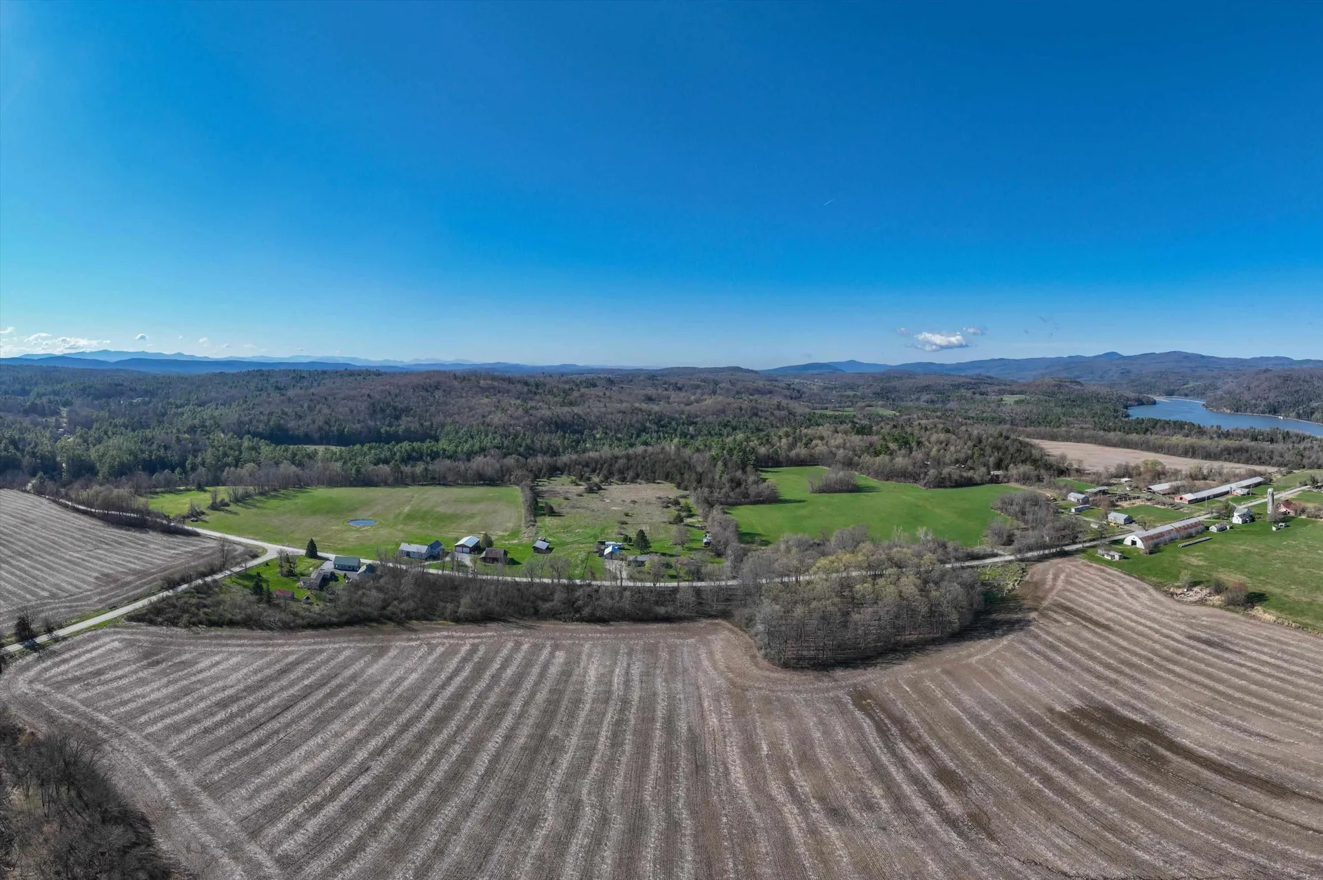 2091 North Lake Road Benson VT 05743