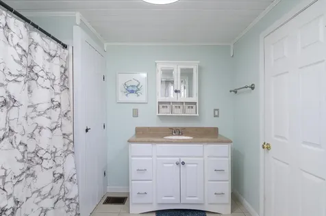 2091 North Lake Road Benson VT 05743
