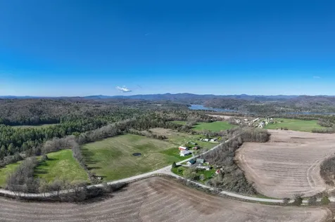 2091 North Lake Road Benson VT 05743