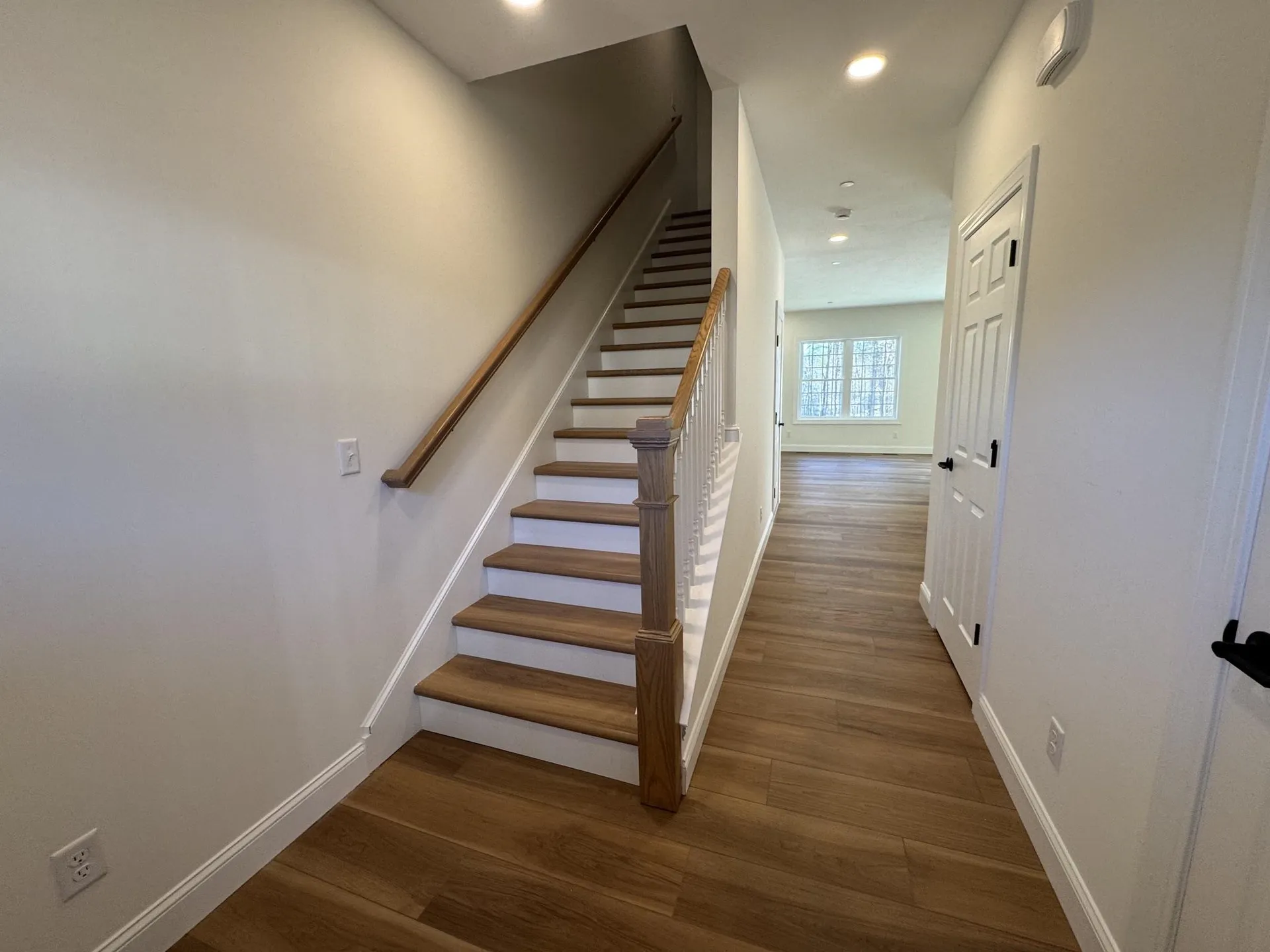 7B Dearborn Circle Goffstown NH 03045