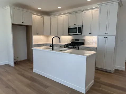 7B Dearborn Circle Goffstown NH 03045