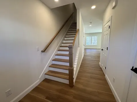 7B Dearborn Circle Goffstown NH 03045