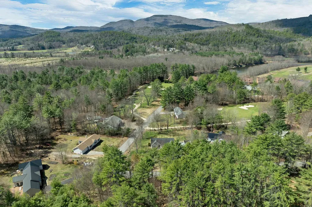22 Fairway Drive Ashland NH 03217