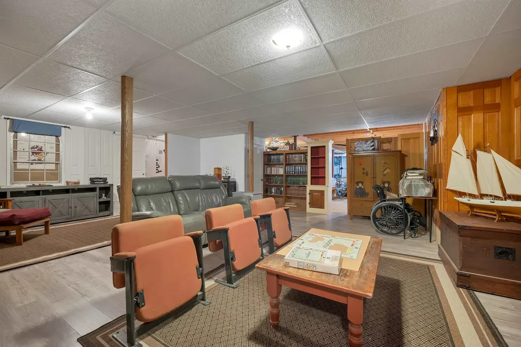 22 Fairway Drive Ashland NH 03217