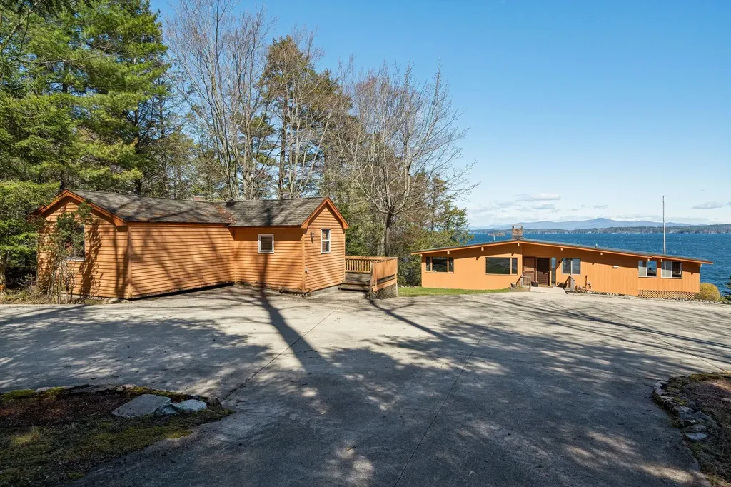 240 Black Point Road Alton NH 03810