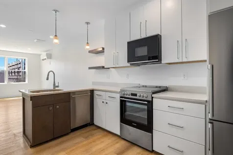 238 Deer Street Portsmouth NH 03801