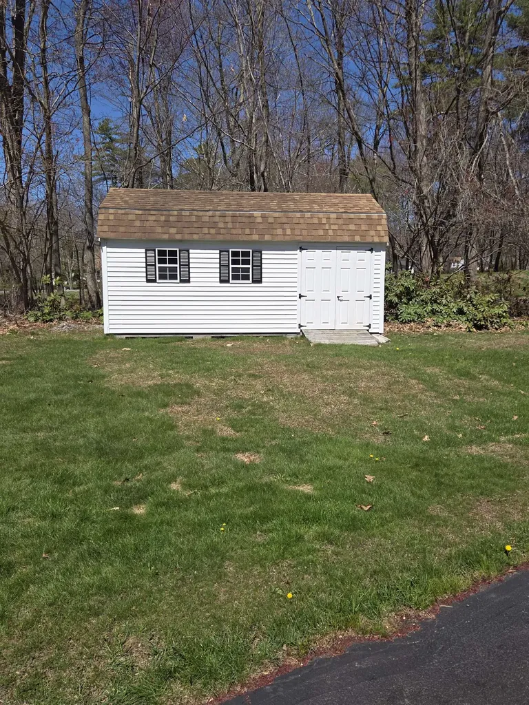 284A High Range Road Londonderry NH 03053