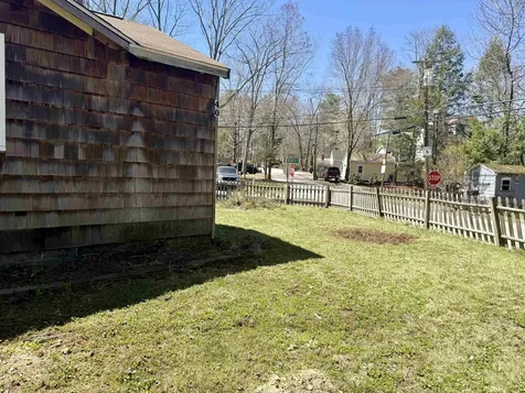 40 Riverside Drive Fremont NH 03044