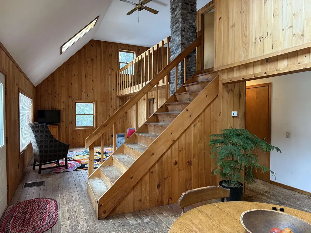 33 Kolbe Lane Enfield NH 03748