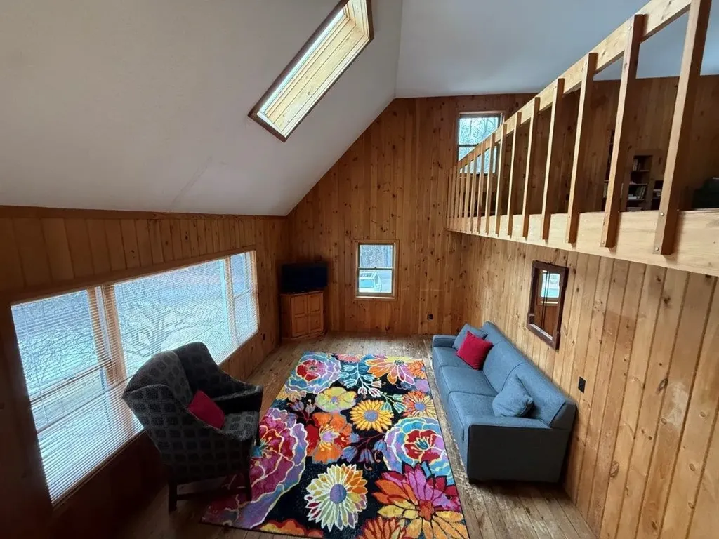 33 Kolbe Lane Enfield NH 03748