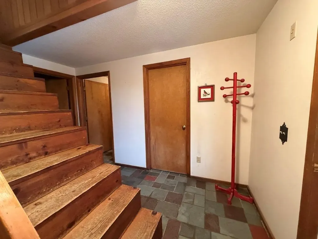 33 Kolbe Lane Enfield NH 03748
