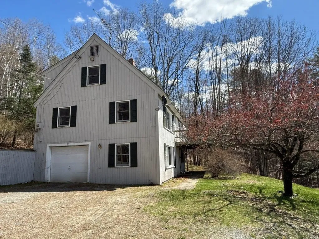 33 Kolbe Lane Enfield NH 03748
