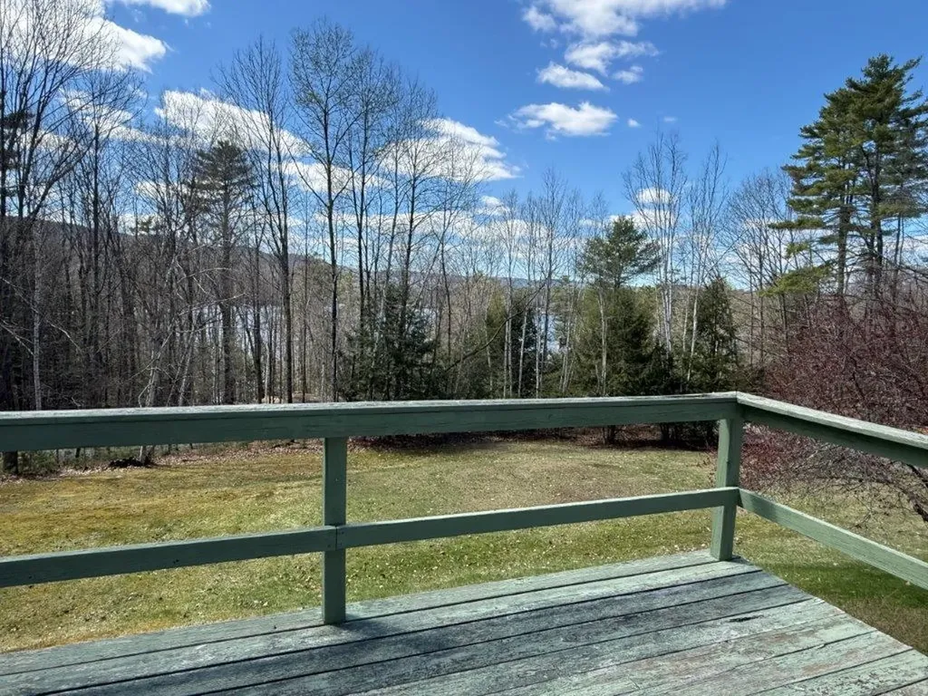 33 Kolbe Lane Enfield NH 03748