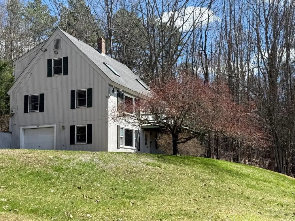 33 Kolbe Lane Enfield NH 03748
