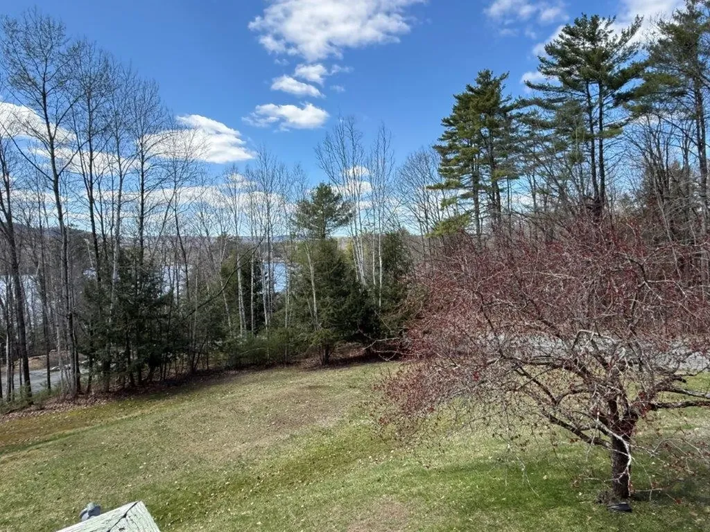 33 Kolbe Lane Enfield NH 03748