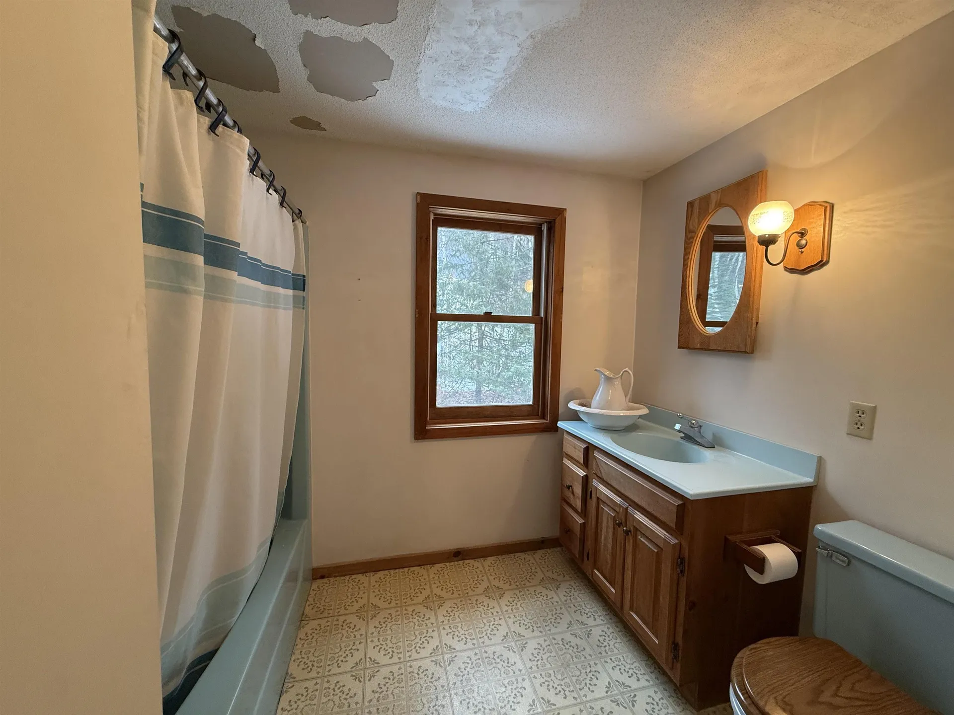 33 Kolbe Lane Enfield NH 03748