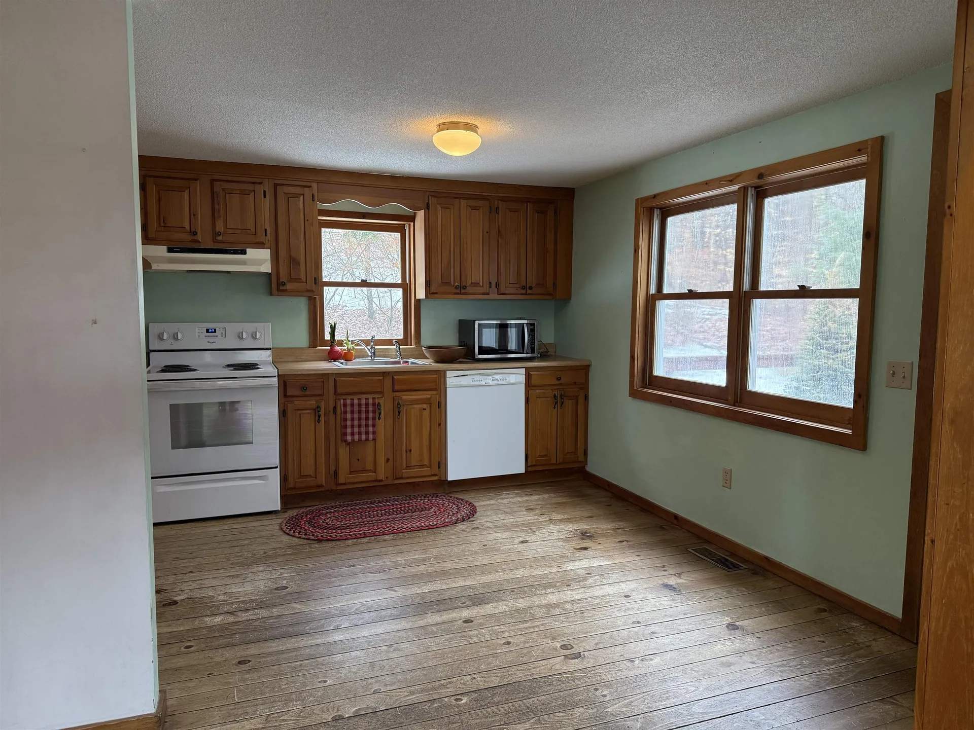 33 Kolbe Lane Enfield NH 03748