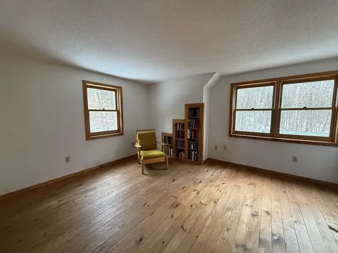 33 Kolbe Lane Enfield NH 03748