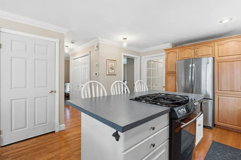 249 Perch Pond Road Holderness NH 03245