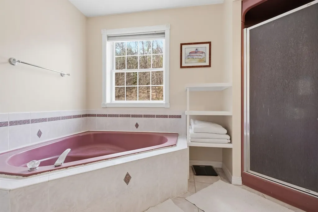 249 Perch Pond Road Holderness NH 03245
