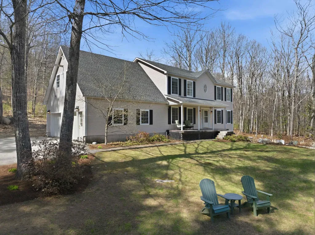 249 Perch Pond Road Holderness NH 03245
