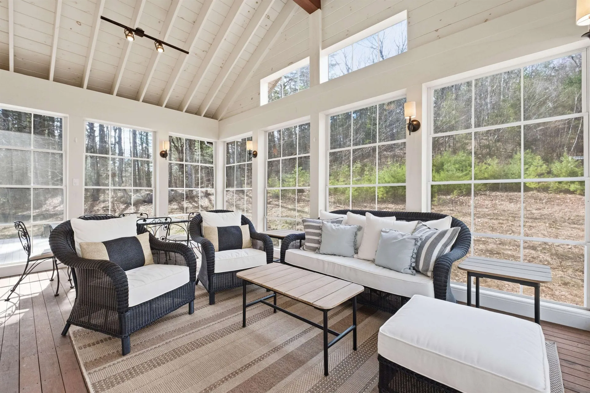 249 Perch Pond Road Holderness NH 03245