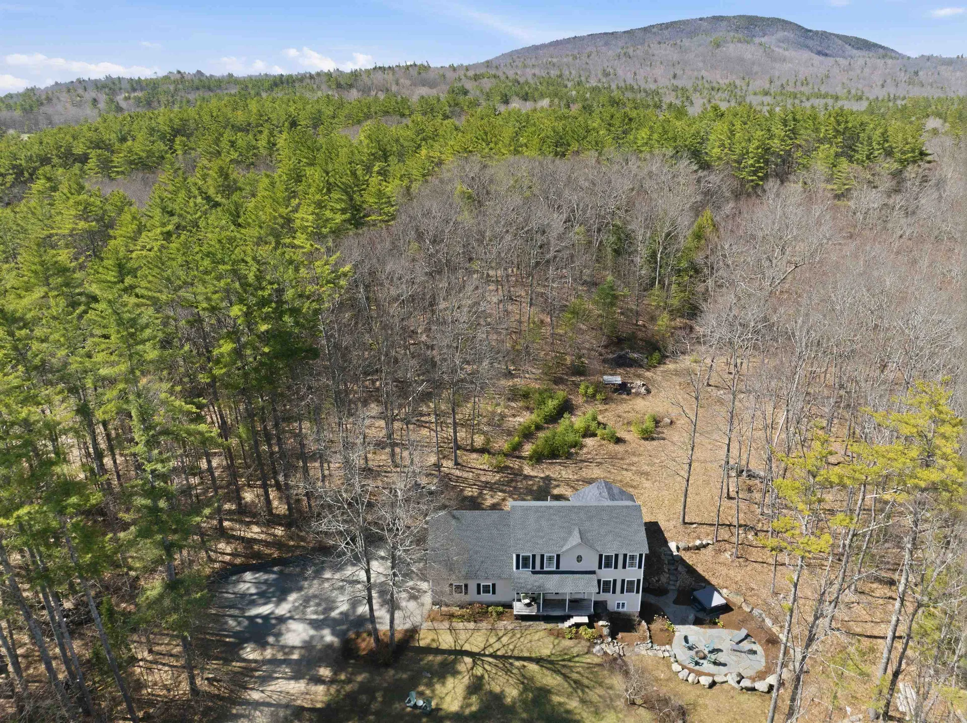249 Perch Pond Road Holderness NH 03245
