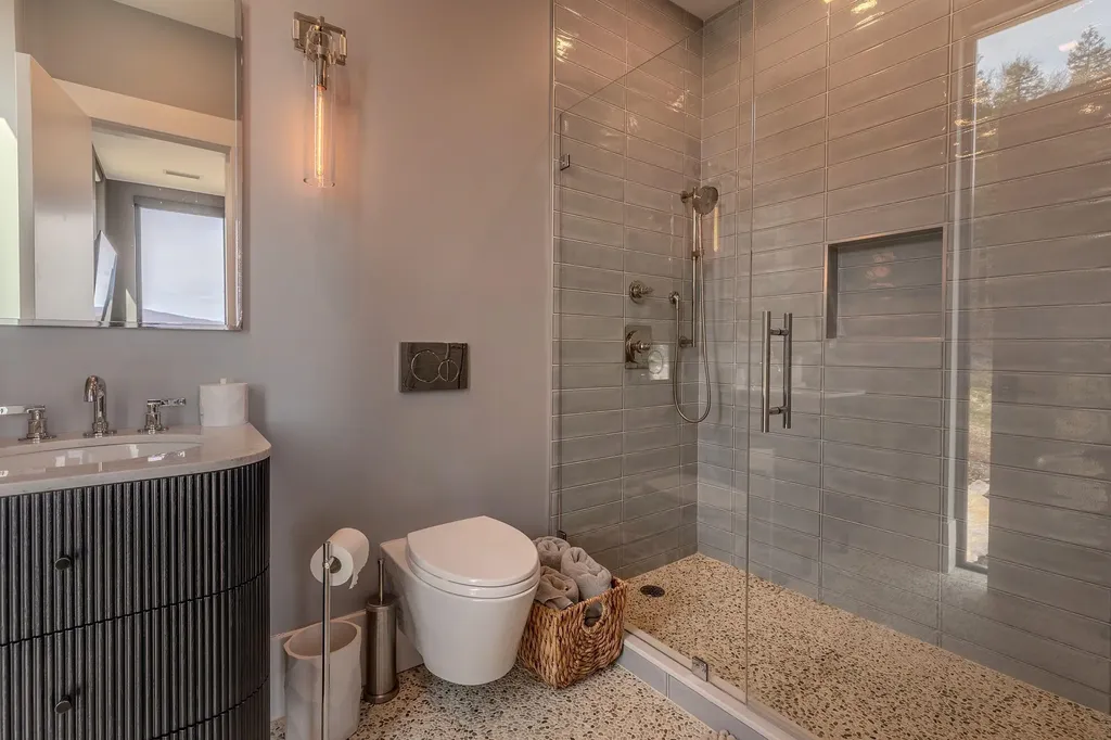 59 Garden Loop Road Winhall VT 05340