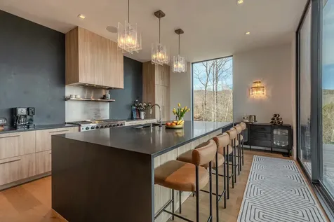59 Garden Loop Road Winhall VT 05340