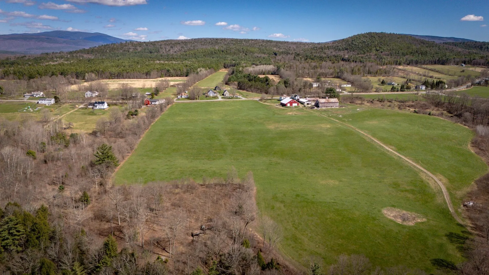 529 Nh Route 10 Piermont NH 03779