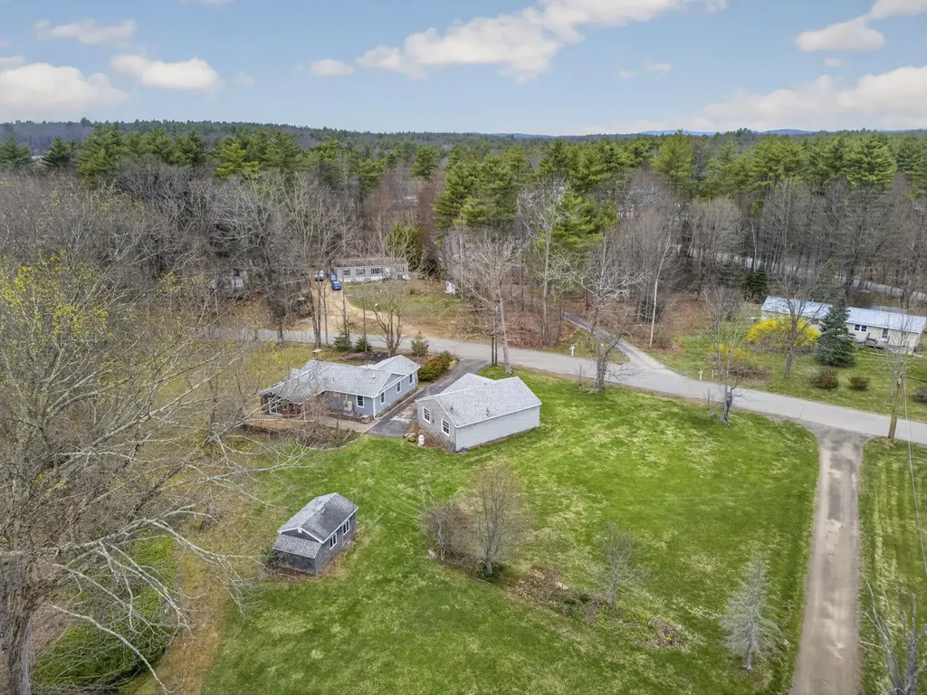 405 N River Road Epping NH 03042