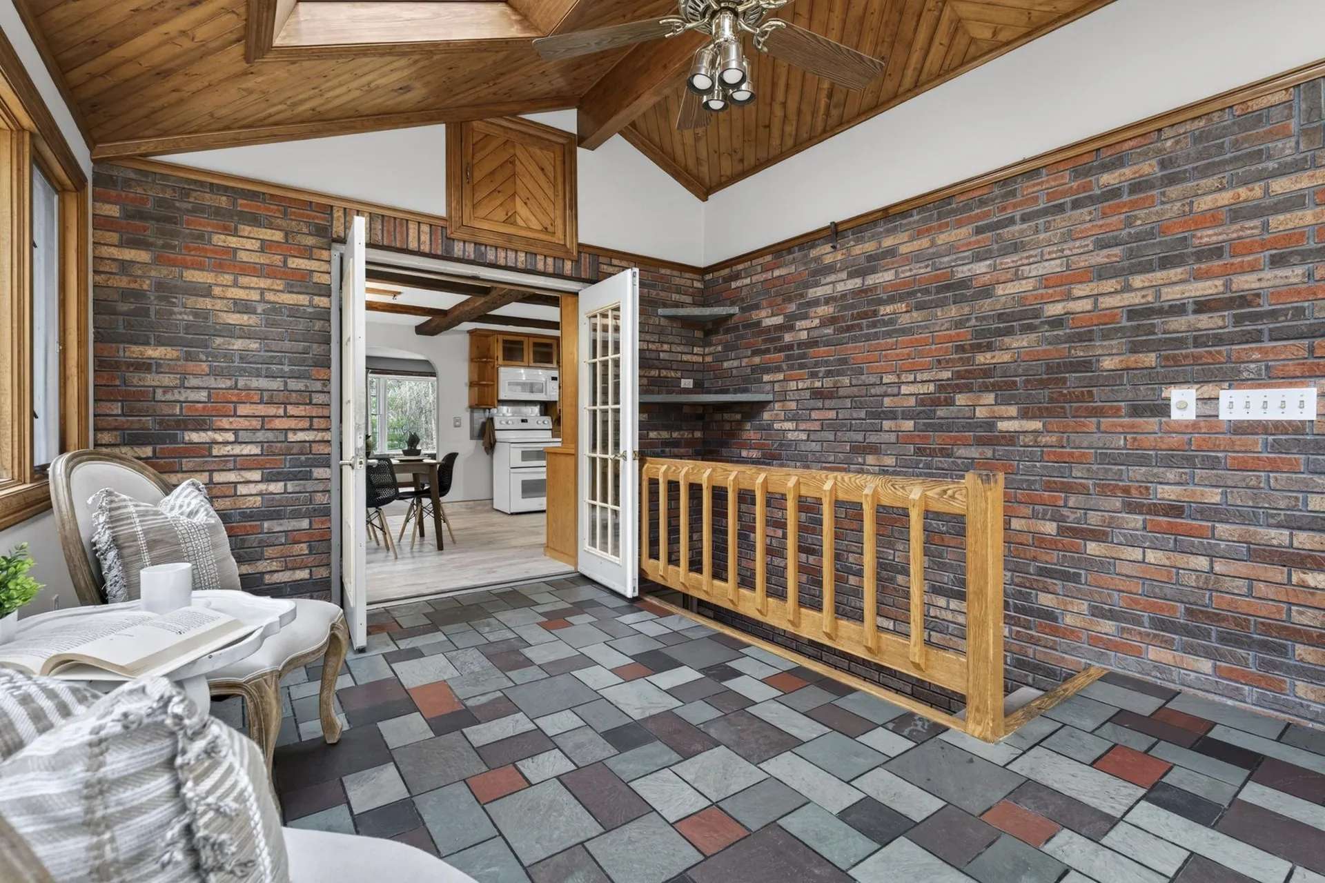 405 N River Road Epping NH 03042