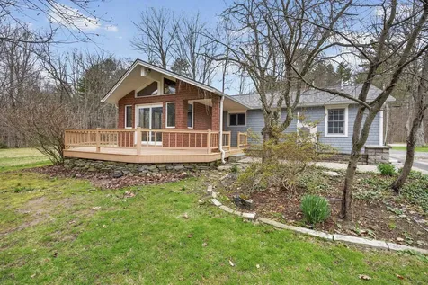405 N River Road Epping NH 03042