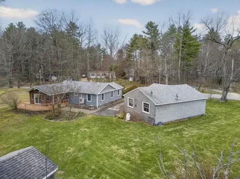 405 N River Road Epping NH 03042