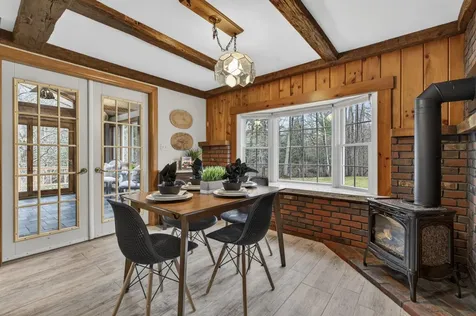 405 N River Road Epping NH 03042