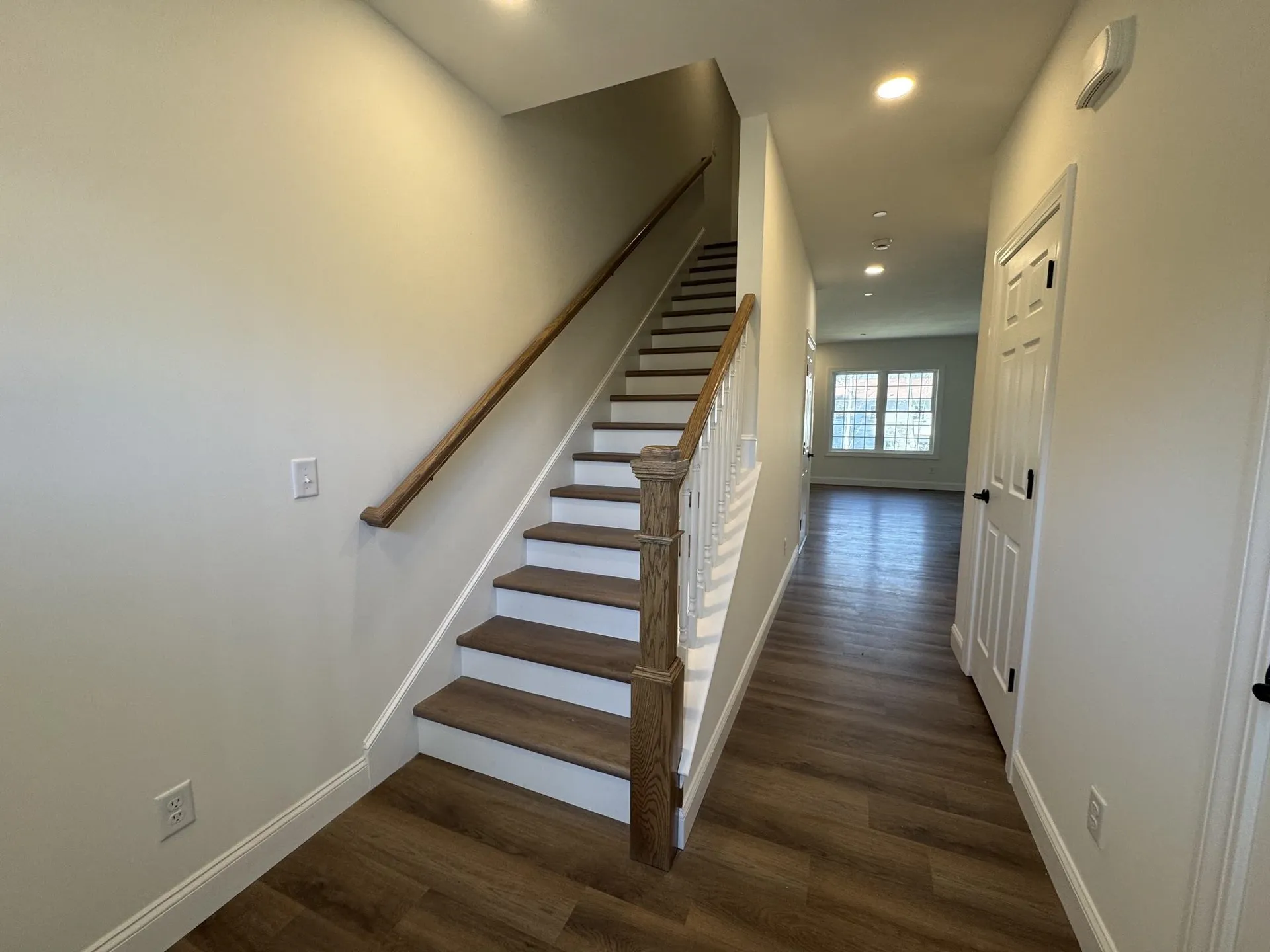 8A Dearborn Circle Goffstown NH 03045