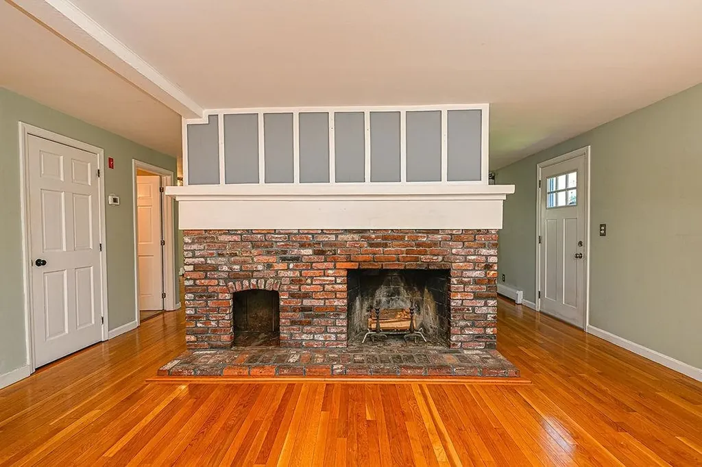 32 Hickory Drive Amherst NH 03031