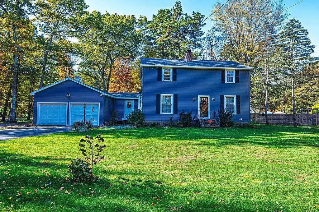 32 Hickory Drive Amherst NH 03031