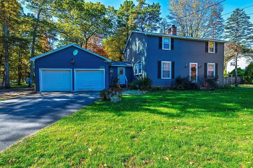 32 Hickory Drive Amherst NH 03031