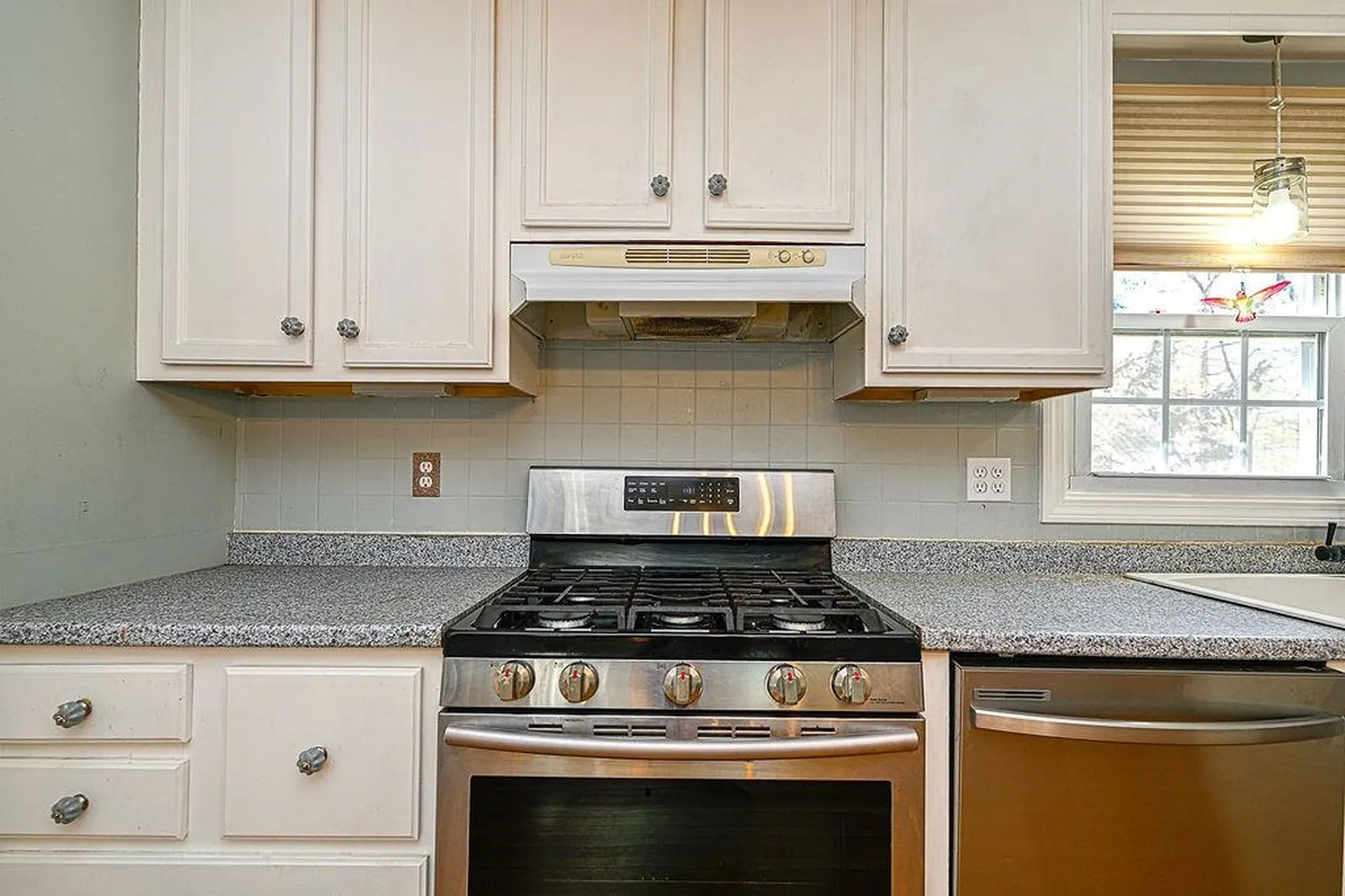 32 Hickory Drive Amherst NH 03031