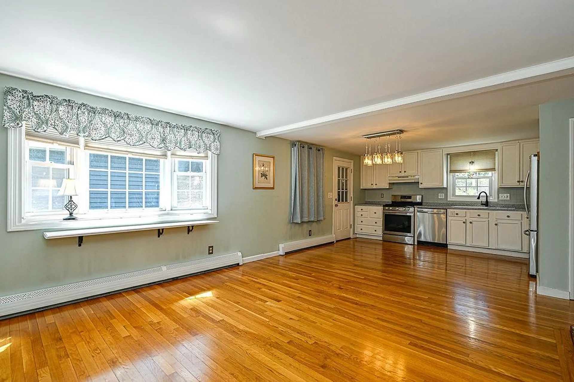 32 Hickory Drive Amherst NH 03031