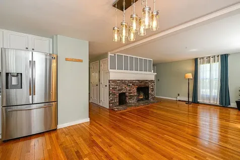 32 Hickory Drive Amherst NH 03031