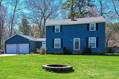 32 Hickory Drive Amherst NH 03031