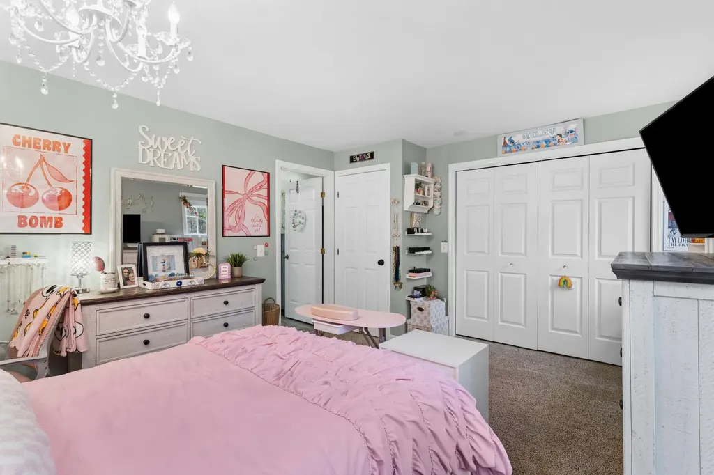 1465 Hooksett Road Hooksett NH 03106