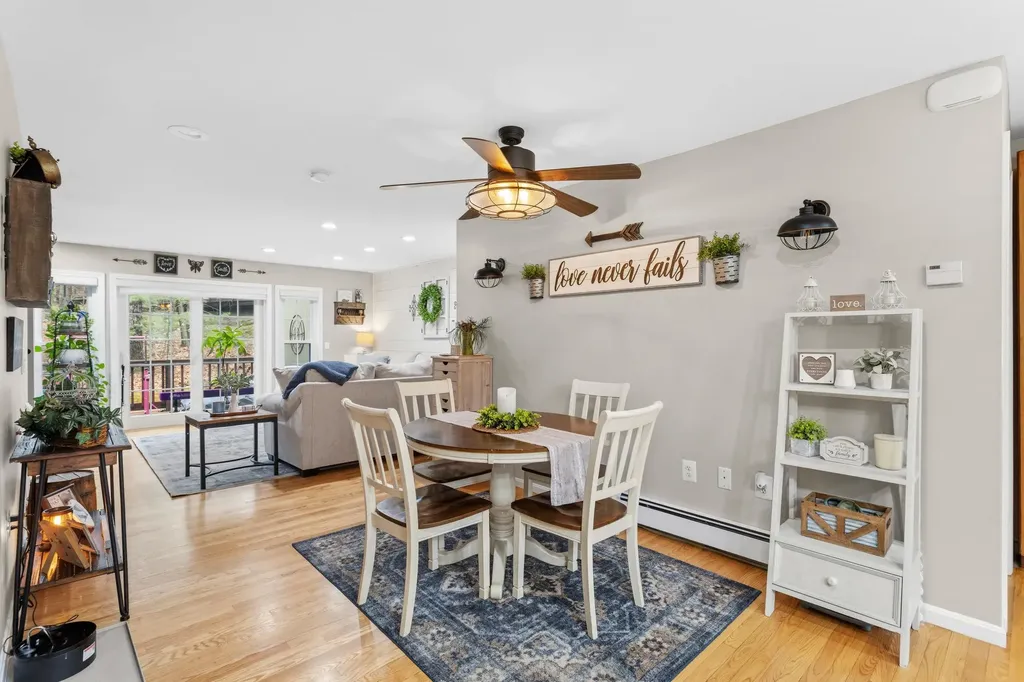 1465 Hooksett Road Hooksett NH 03106