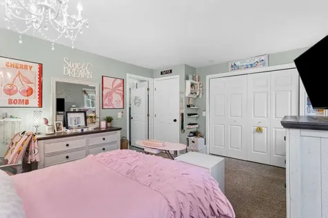 1465 Hooksett Road Hooksett NH 03106