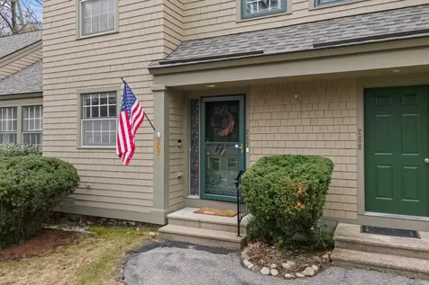 1465 Hooksett Road Hooksett NH 03106