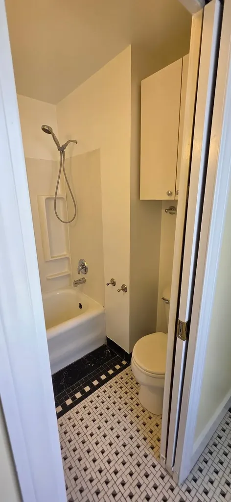 33 South Main Street Troy NH 03465
