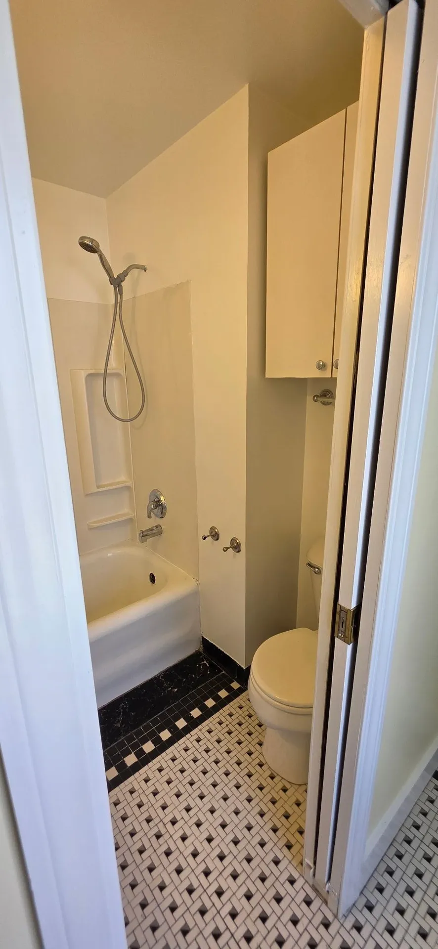 33 South Main Street Troy NH 03465